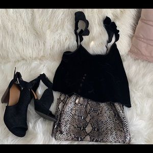 Snakeskin drawstring pants. EUC